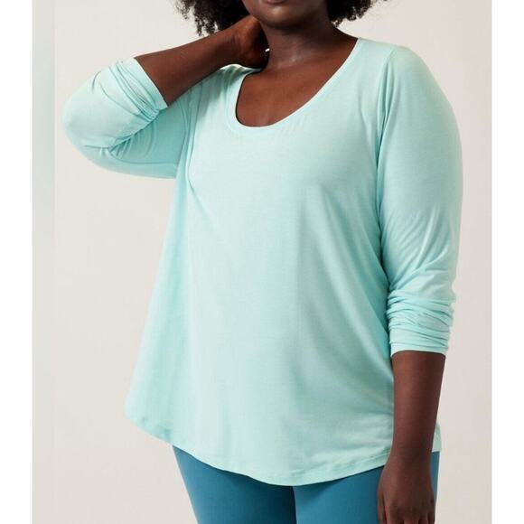 Athleta Crossover Ruched & Stratus Tops Size 3X NWT‎ $139 Value LOT OF 2 Basics - Picture 9 of 10